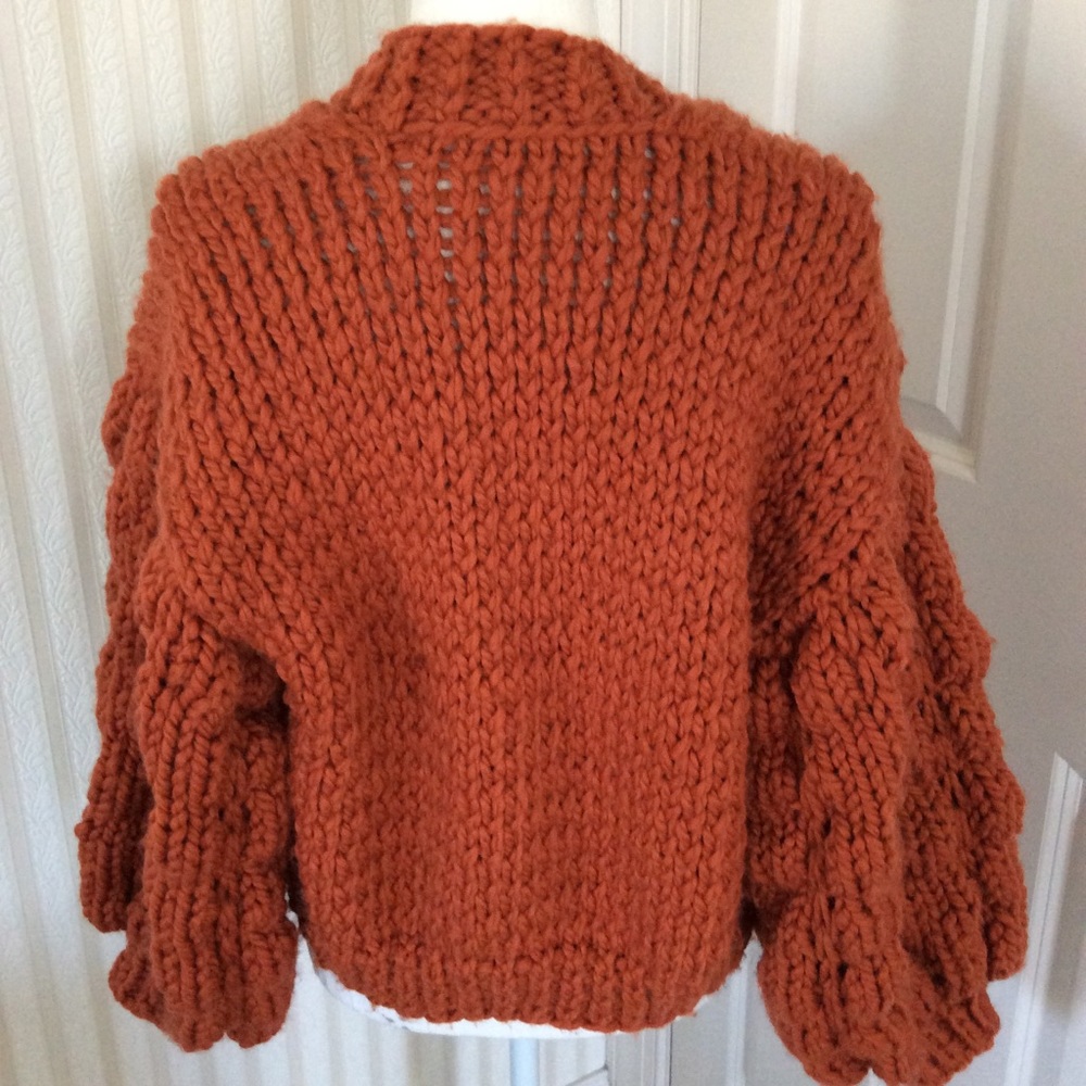Hubble Bubble Crop Sweater Size S/M - Picture 3 of 6